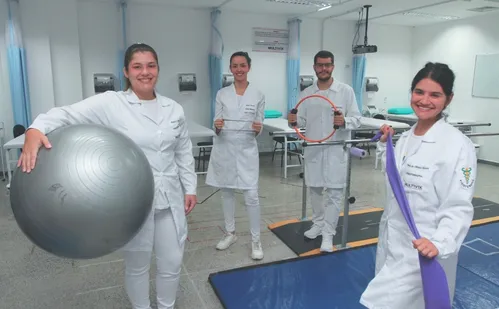 
          Imagem ilustrativa da imagem Ensino superior no ES: 34 cursos conquistam nota máxima do MEC
          