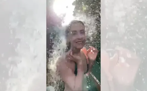 
          Imagem ilustrativa da imagem Fernanda Torres descansa em sítio da família região serrana do Rio
          