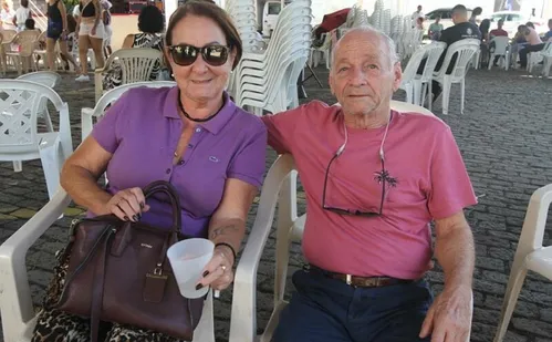 
          Imagem ilustrativa da imagem Fiéis relembram momentos marcantes com Papa Francisco
          