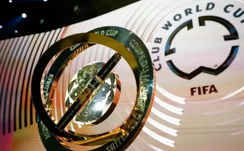 
          Imagem ilustrativa da imagem Fifa 'veta' clube mexicano, e decisão altera chave do Flamengo no Super Mundial
          