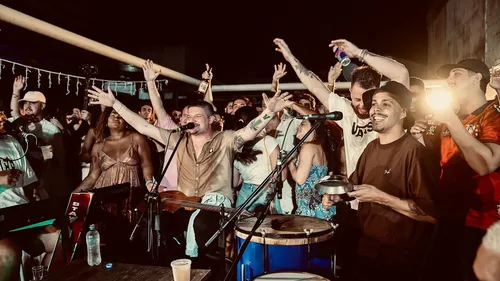 
          Imagem ilustrativa da imagem Folia em bares, quiosques e boates da Grande Vitória
          