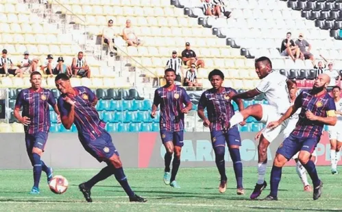 
          Imagem ilustrativa da imagem Governador acelera para 2026
          