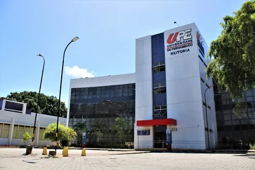 
          Imagem ilustrativa da imagem Governo de Pernambuco abre concurso público para 58 professores da UPE
          