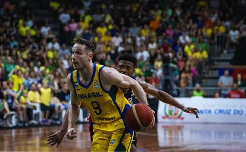 
          Imagem ilustrativa da imagem Guarapari vai receber a seleção brasileira de basquete
          