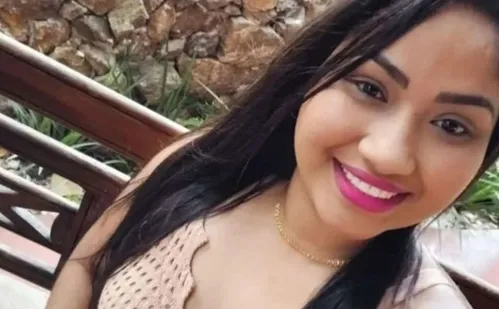 
          Imagem ilustrativa da imagem Homem mata ex-companheira a tiros e tira a própria vida em Guarapari
          