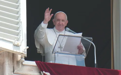 
          Imagem ilustrativa da imagem Igrejas do ES se unem em missas e orações pela cura do Papa Francisco
          