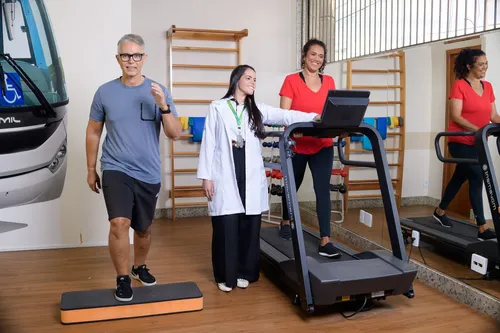 
          Imagem ilustrativa da imagem Importância de envelhecer bem se fortalece Brasil afora
          