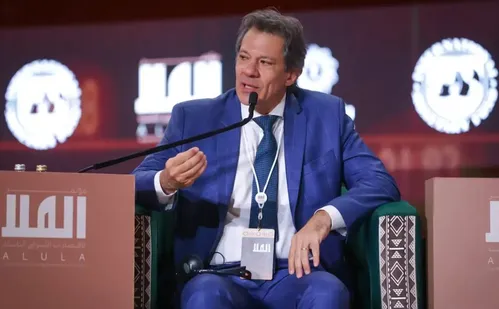 
          Imagem ilustrativa da imagem Inflação entre 4% e 5% é relativamente normal, diz Haddad
          