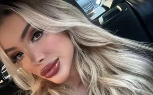 
          Imagem ilustrativa da imagem Influencer que atropelou crianças continua presa após não pagar fiança de R$ 60 mil
          