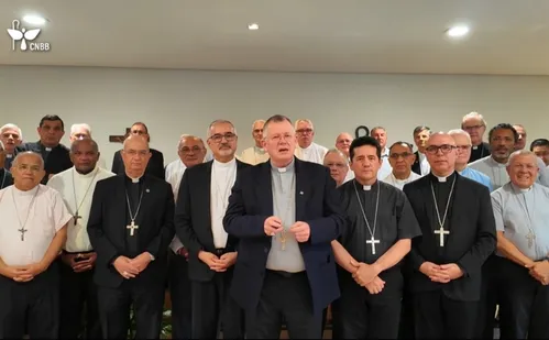 
          Imagem ilustrativa da imagem Integrantes da CNBB reagem à proposta de mudança na Lei da Ficha Limpa
          