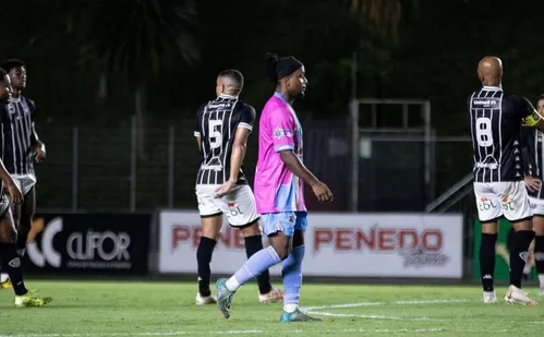 
          Imagem ilustrativa da imagem Jogador acusa dirigente de time capixaba de falsificar documentos
          