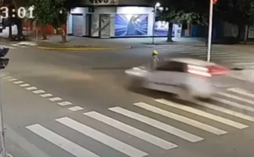 
          Imagem ilustrativa da imagem Jovem suspeito de atropelar e matar capixaba é preso em Minas Gerais
          