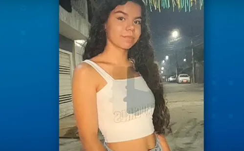 
          Imagem ilustrativa da imagem Jovem suspeito de matar namorada a facadas se apresenta à polícia e é solto em SP
          