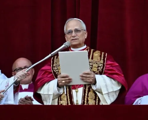 
          Imagem ilustrativa da imagem O que o novo papa já falou sobre abusos sexuais, mulheres na Igreja e redes sociais
          