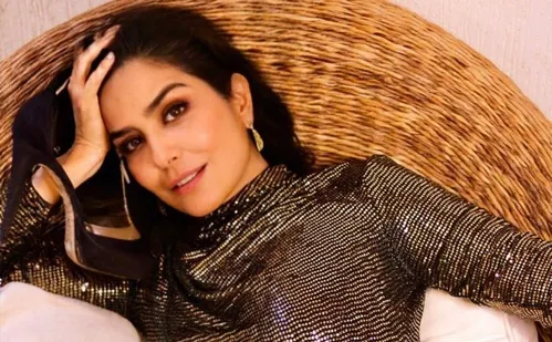 
          Imagem ilustrativa da imagem Leticia Sabatella diz que abrigo doou cães sem consentimento
          