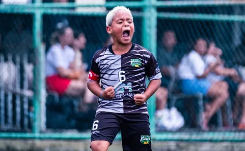 
          Imagem ilustrativa da imagem VÍDEO | Capitão mirim de time do ES viraliza com discurso motivacional
          