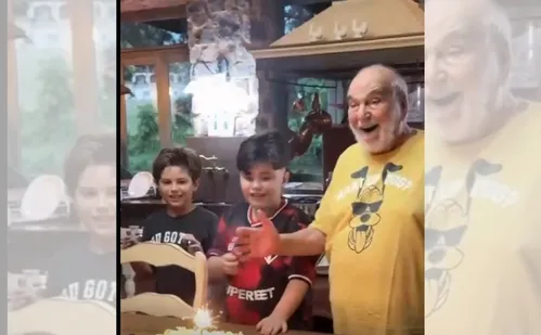 
          Imagem ilustrativa da imagem Lima Duarte celebra 95 anos em festa intimista com netos e bisnetos
          