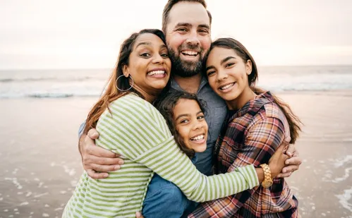 
          Imagem ilustrativa da imagem Limite é cuidado: como pais podem educar os filhos com afeto
          