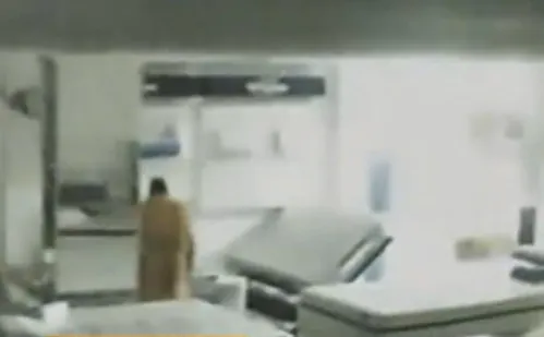 
          Imagem ilustrativa da imagem Loja de colchões é invadida no Centro de Vila Velha
          