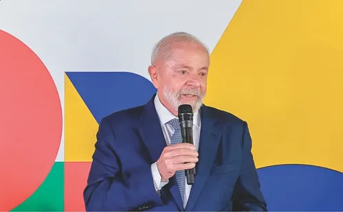 
          Imagem ilustrativa da imagem Lula: MP vai liberar FGTS de trabalhadores demitidos que usaram saque-aniversário
          