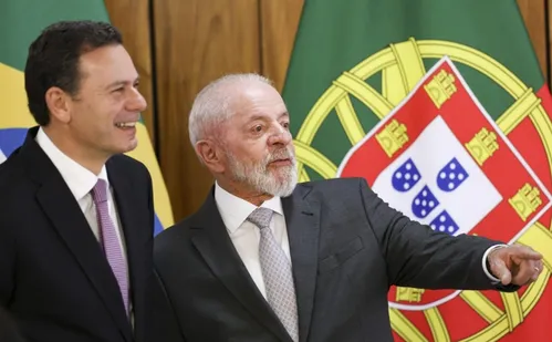 
          Imagem ilustrativa da imagem Lula aborda racismo contra brasileiros em Portugal e premiê promete tolerância zero
          