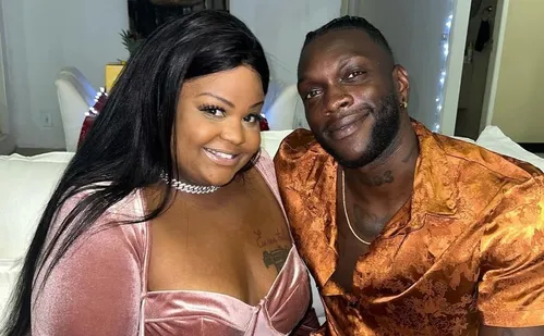 
          Imagem ilustrativa da imagem MC Carol anuncia fim do casamento com ex-ator pornô, que diz se sentir "livre"
          