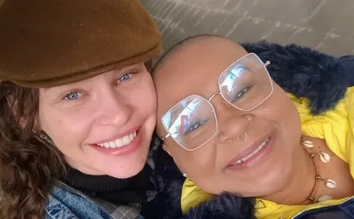 
          Imagem ilustrativa da imagem Maidê Mahl faz vaquinha para tratamento de saúde
          