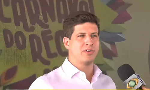 
          Imagem ilustrativa da imagem Mais de 3 milhões de foliões movimentam R$ 2,7 bilhões no Carnaval, diz João Campos
          