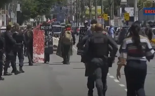 
          Imagem ilustrativa da imagem Desocupação das comunidades de Vila Esperança e Vale da Conquista é suspensa
          