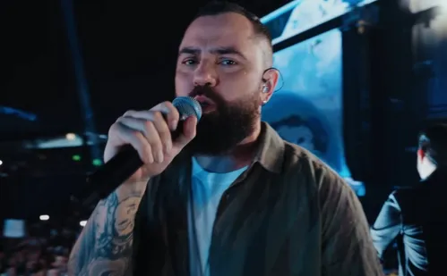 
          Imagem ilustrativa da imagem Mateus, da dupla com Jorge, passa por nova cirurgia e segue afastado
          