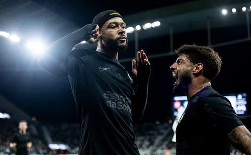 
          Imagem ilustrativa da imagem Em reviravolta, Memphis renova com o Corinthians e já deve jogar pela Libertadores
          