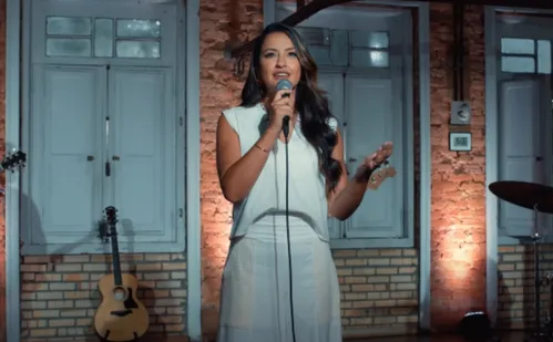 
          Imagem ilustrativa da imagem Mensagem de gratidão em nova música de Bruna Martins
          