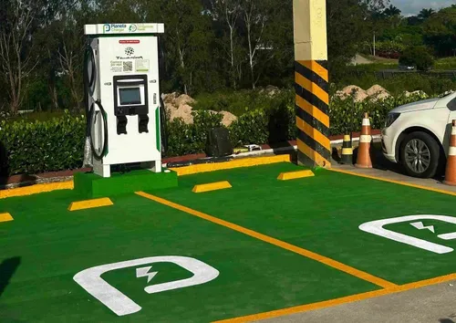 
          Imagem ilustrativa da imagem Mercado Livre de Energia se torna alternativa para expansão da mobilidade elétrica
          