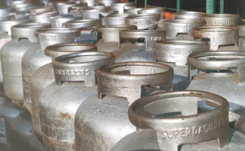 
          Imagem ilustrativa da imagem Ministério Público abre inquérito para investigar suposto cartel do gás no ES
          