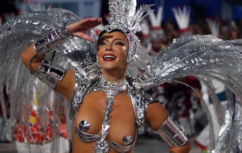 
          Imagem ilustrativa da imagem Mocidade, Tuiuti, Grande Rio e Portela encerram desfiles na Sapucaí nesta terça
          