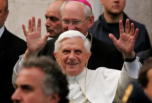 
          Imagem ilustrativa da imagem Igreja Católica teve 9 pontífices no último século e fatos históricos; relembre
          