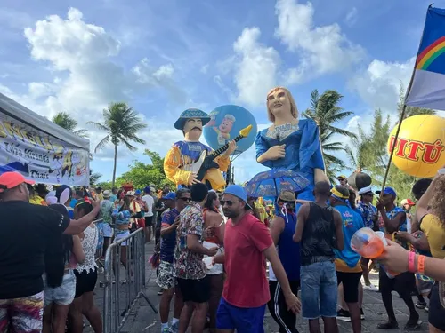 
          Imagem ilustrativa da imagem Mungunzá de Zuza Miranda & Thaís fez a festa logo cedo no Alto da Sé, em Olinda
          