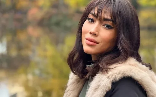 
          Imagem ilustrativa da imagem “Não funciono com relação aberta”, desabafa Danni Suzuki sobre traições
          