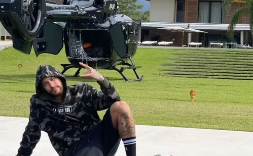 
          Imagem ilustrativa da imagem Neymar é proibido de voar com helicóptero por problemas de documentação
          