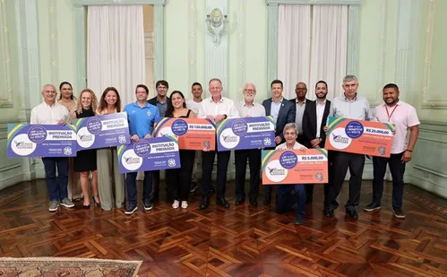 
          Imagem ilustrativa da imagem Notas fiscais vão dar prêmio de R$ 5 milhões este ano
          