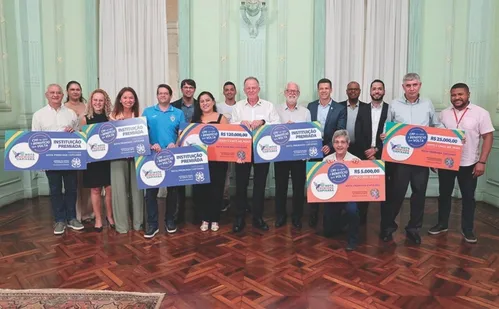 
          Imagem ilustrativa da imagem Notas fiscais vão dar prêmio de R$ 5 milhões este ano
          