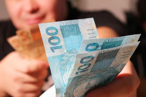 
          Imagem ilustrativa da imagem Novo consignado não terá juros abusivos e vai reduzir inadimplência, diz Febraban
          