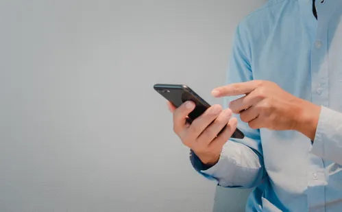 
          Imagem ilustrativa da imagem Denúncias pelo Disque 100 de pedofilia na internet aumentam em agosto
          