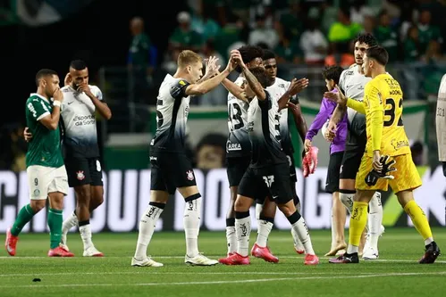 
          Imagem ilustrativa da imagem O que o Corinthians precisa fazer para confirmar o título paulista sobre o Palmeiras
          