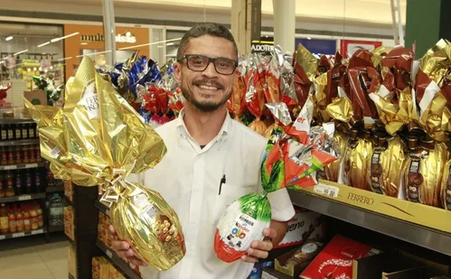 
          Imagem ilustrativa da imagem Ovos de Páscoa estão menores, mas podem custar até R$ 200
          