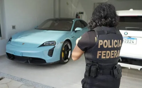 
          Imagem ilustrativa da imagem PF apreende cerca de R$ 41 mi em bens e dinheiro em operação contra fraudes no INSS
          