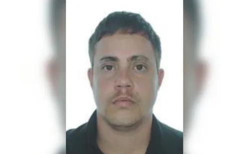
          Imagem ilustrativa da imagem PM divulga lista com 15 procurados da região do Bairro da Penha
          