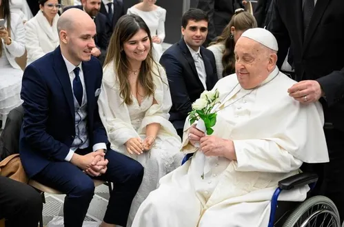 
          Imagem ilustrativa da imagem Por que os papas não usam o nome de batismo?
          