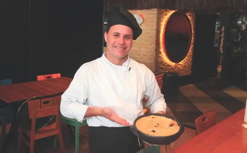 
          Imagem ilustrativa da imagem Passo a passo: aprenda a fazer a receita original de Torta Capixaba
          