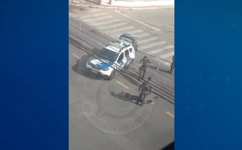 
          Imagem ilustrativa da imagem Passsageiro é ameaçado com faca em Transcol
          